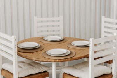 Cómo reparar pequeños daños en muebles de madera