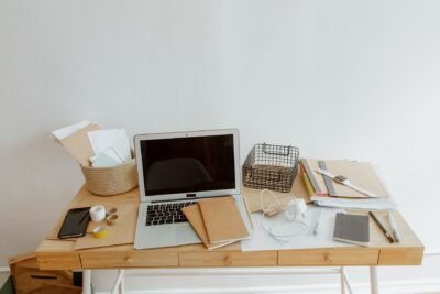 Escritorio de trabajo en casa